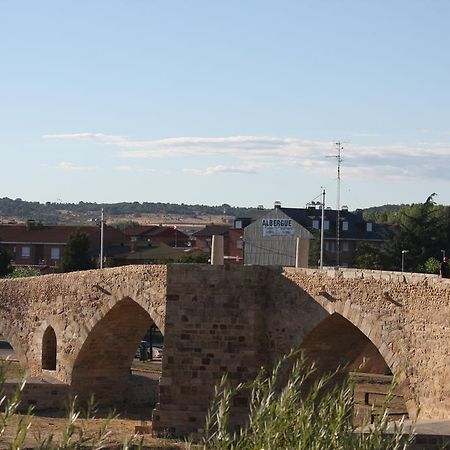 Albergue La Encina Hospital de Órbigo المظهر الخارجي الصورة
